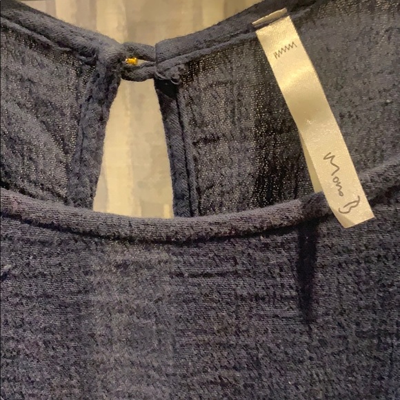 Tunic - Picture 4 of 5